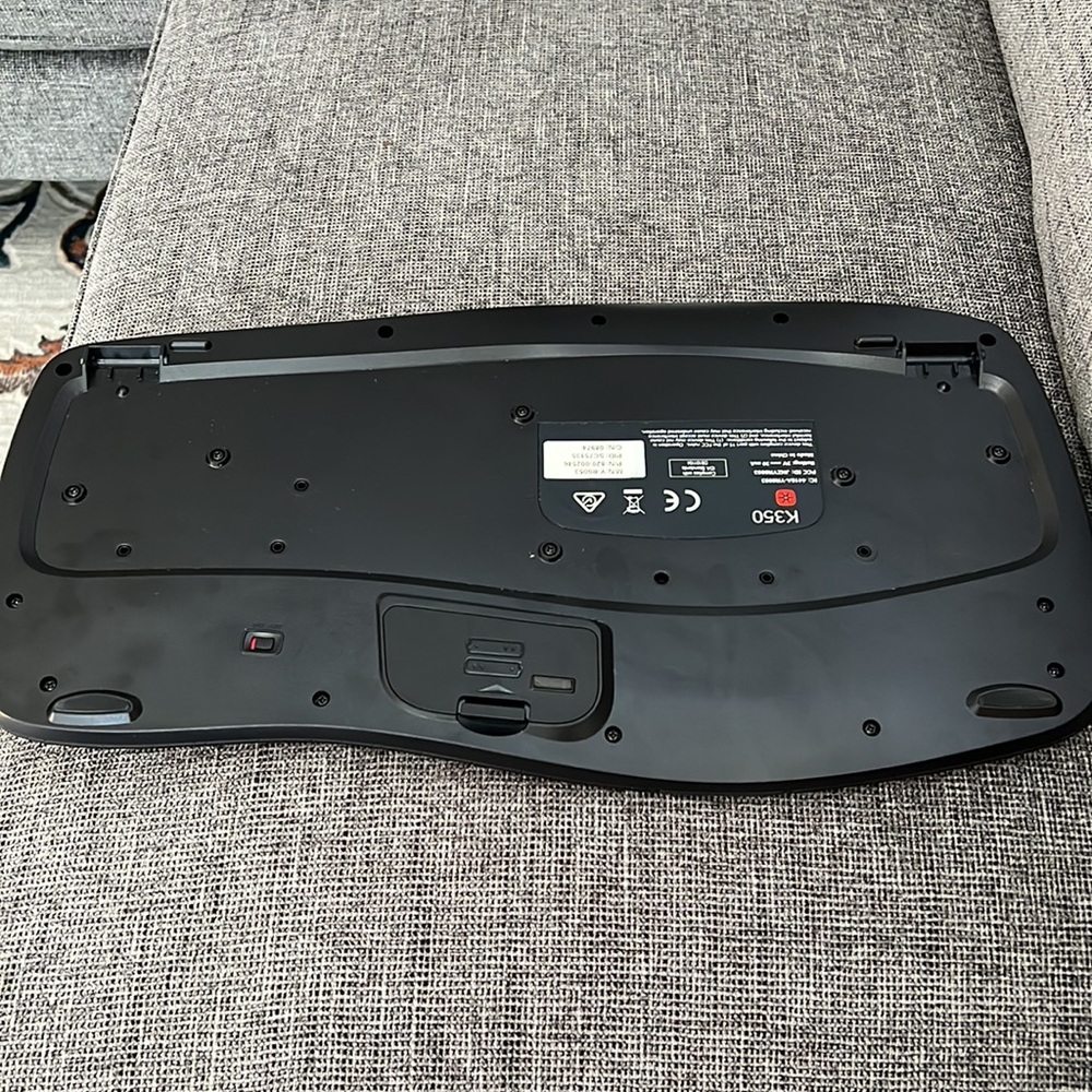 Logitech K350 - Picture 2 of 2